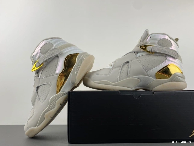 8 Retro Jordan 832821-030 Champagne 0725
